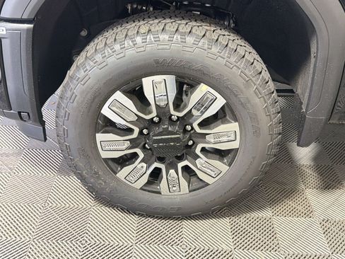 New 2026 GMC Sierra 2500 Denali w/ Denali Reserve Package AWD/4WD image 12