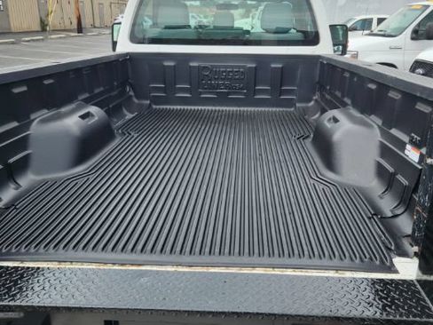 Used 2016 Ford F250 XL w/ Power Equipment Group RWD image 11
