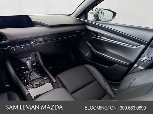 Used 2024 MAZDA MAZDA3 s FWD image 23