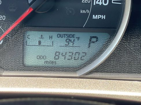 Used 2015 Toyota RAV4 XLE AWD/4WD image 24