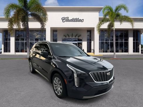 Certified 2023 Cadillac XT4 Premium Luxury FWD image 2