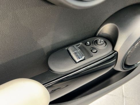 Used 2023 MINI Cooper S image 13