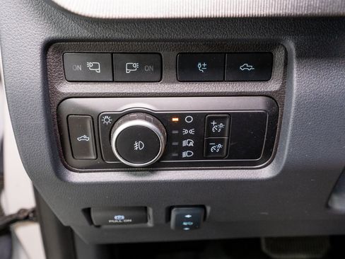 Used 2024 Ford F250 Platinum AWD/4WD image 39