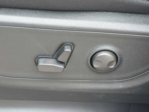 Used 2026 RAM 1500 Big Horn AWD/4WD image 27
