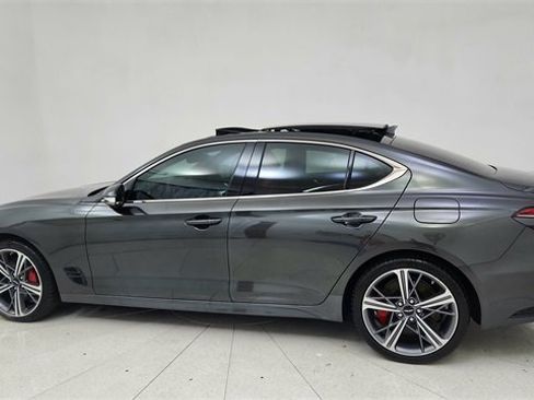 Used 2025 Genesis G70 3.3T Advanced w/ Sport Prestige Package image 4