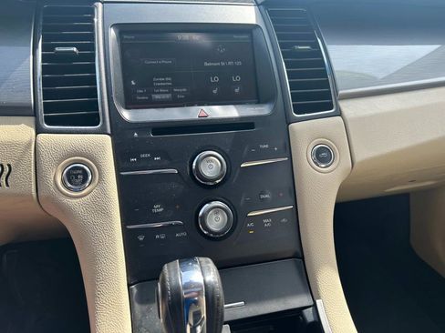 Used 2015 Ford Taurus SEL w/ Equipment Group 201A image 26
