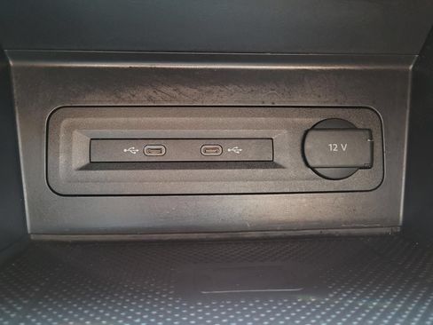 Used 2023 Volkswagen Atlas SE AWD/4WD image 29