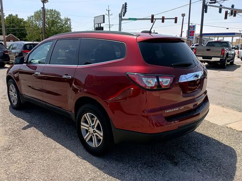 Used 2017 Chevrolet Traverse LT AWD/4WD image 4