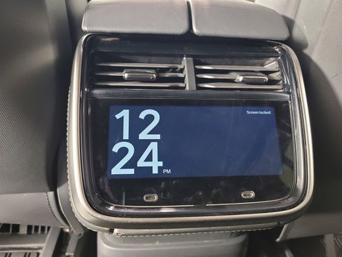 Used 2022 Rivian R1S Launch Edition image 30