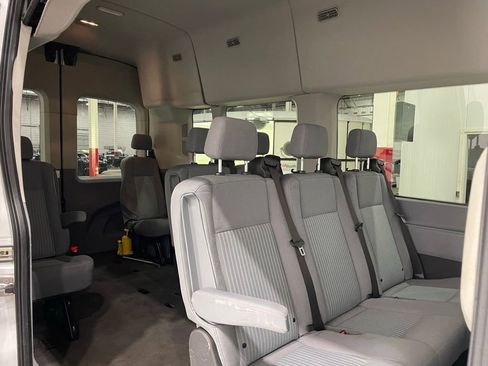 Used 2018 Ford Transit 350 XLT image 13