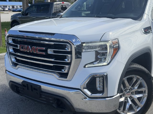 Used 2022 GMC Sierra 1500 SLT w/ SLT Premium Package AWD/4WD image 5