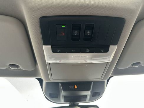 Certified 2024 Nissan Rogue SL w/ SL Premium Package image 19