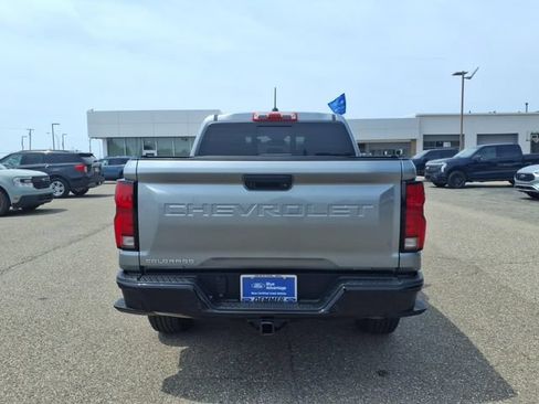 Used 2023 Chevrolet Colorado Z71 w/ Z71 Convenience Package 2 AWD/4WD image 6
