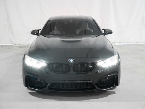 Used 2018 BMW M4 Coupe RWD image 5