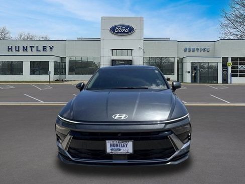 Used 2024 Hyundai Sonata Limited FWD image 2