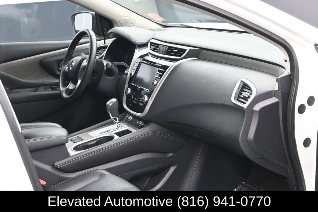Used 2018 Nissan Murano SL w/ Midnight Edition Package AWD/4WD image 6