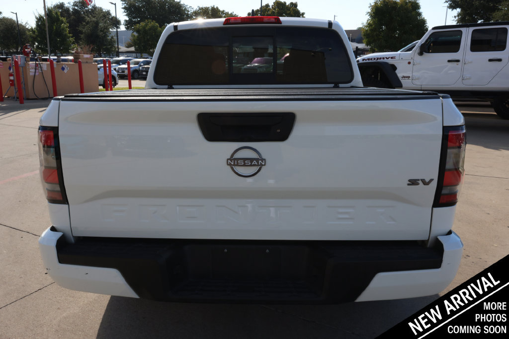 Used 2022 Nissan Frontier SV RWD image 6