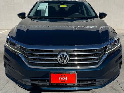 Used 2022 Volkswagen Passat 2.0T SE