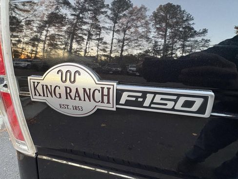 Used 2014 Ford F150 King Ranch w/ King Ranch Luxury Package image 11