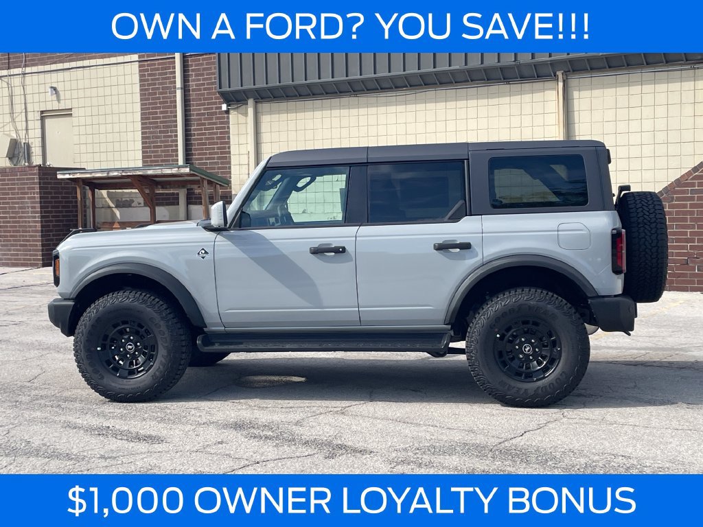 New 2026 Ford Bronco Outer Banks w/ Sasquatch Package AWD/4WD image 2