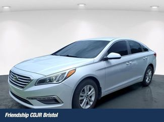 Used 2015 Hyundai Sonata SE FWD video 1