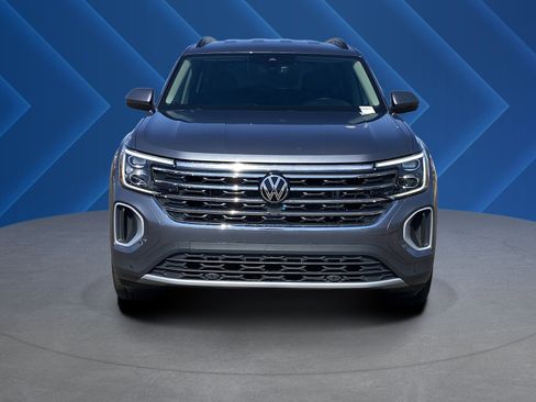 Used 2024 Volkswagen Atlas SE FWD image 8