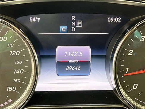 Used 2017 Mercedes-Benz E 300 4MATIC image 12