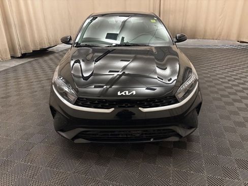 Certified 2023 Kia Forte LXS w/ LXS Technology Package image 2