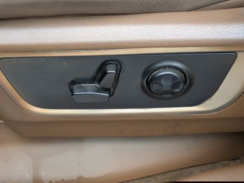 Certified 2019 RAM 1500 Limited RWD image 18