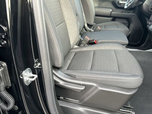 New 2026 Chevrolet Silverado 2500 Custom w/ Custom Value Package image 19