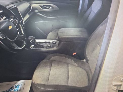 Used 2023 Chevrolet Traverse LT w/ LPO, Floor Liner Package AWD/4WD image 7