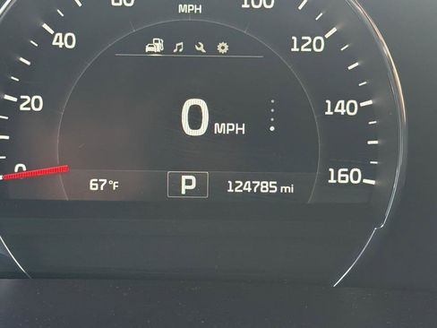 Used 2018 Kia Sorento EX FWD image 19