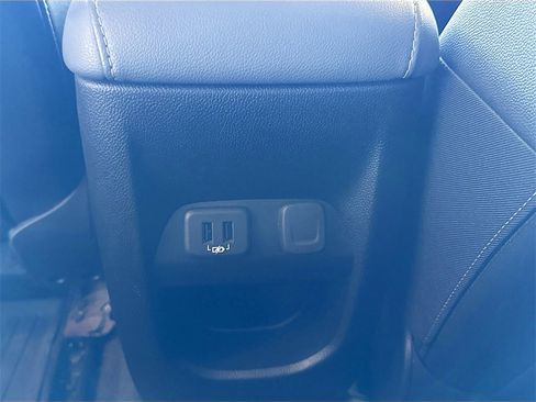 Used 2019 Chevrolet Colorado Z71 image 24