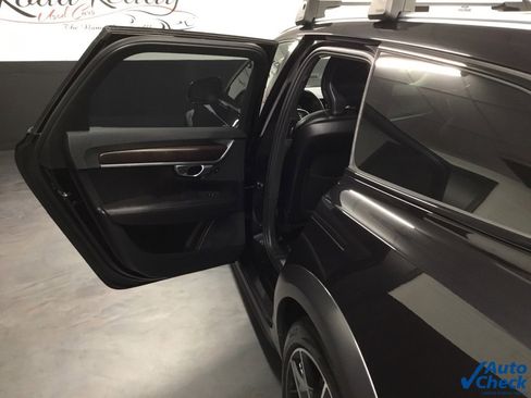 Used 2020 Volvo V90 T6 Cross Country image 27