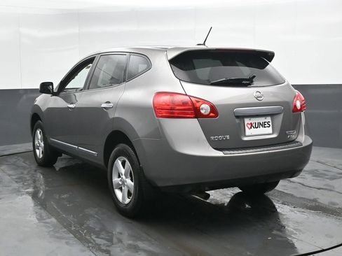 Used 2013 Nissan Rogue S w/ Special Edition Pkg image 10
