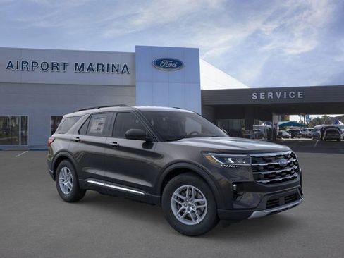 New 2025 Ford Explorer Active w/ Active Comfort Package image 8