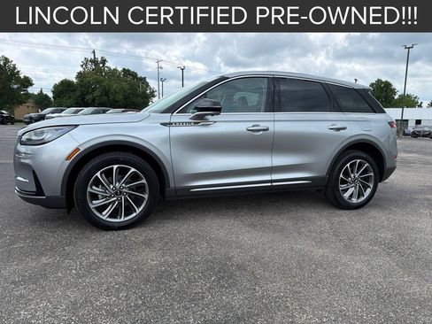 Used 2023 Lincoln Corsair AWD w/ Equipment Group 101A image 4