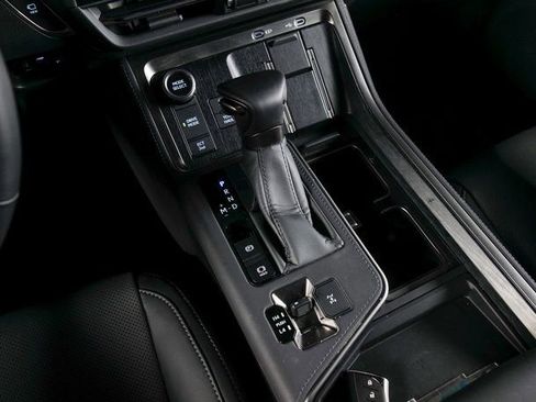 Used 2025 Lexus GX 550 550 Premium+ image 13