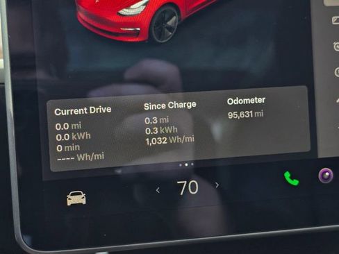 Used 2018 Tesla Model 3 image 27