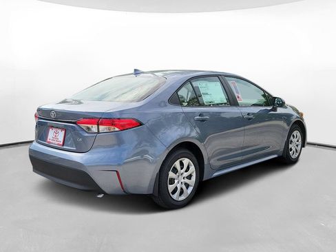 New 2026 Toyota Corolla LE FWD image 4