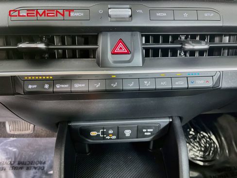 Used 2025 Kia K4 FWD image 21