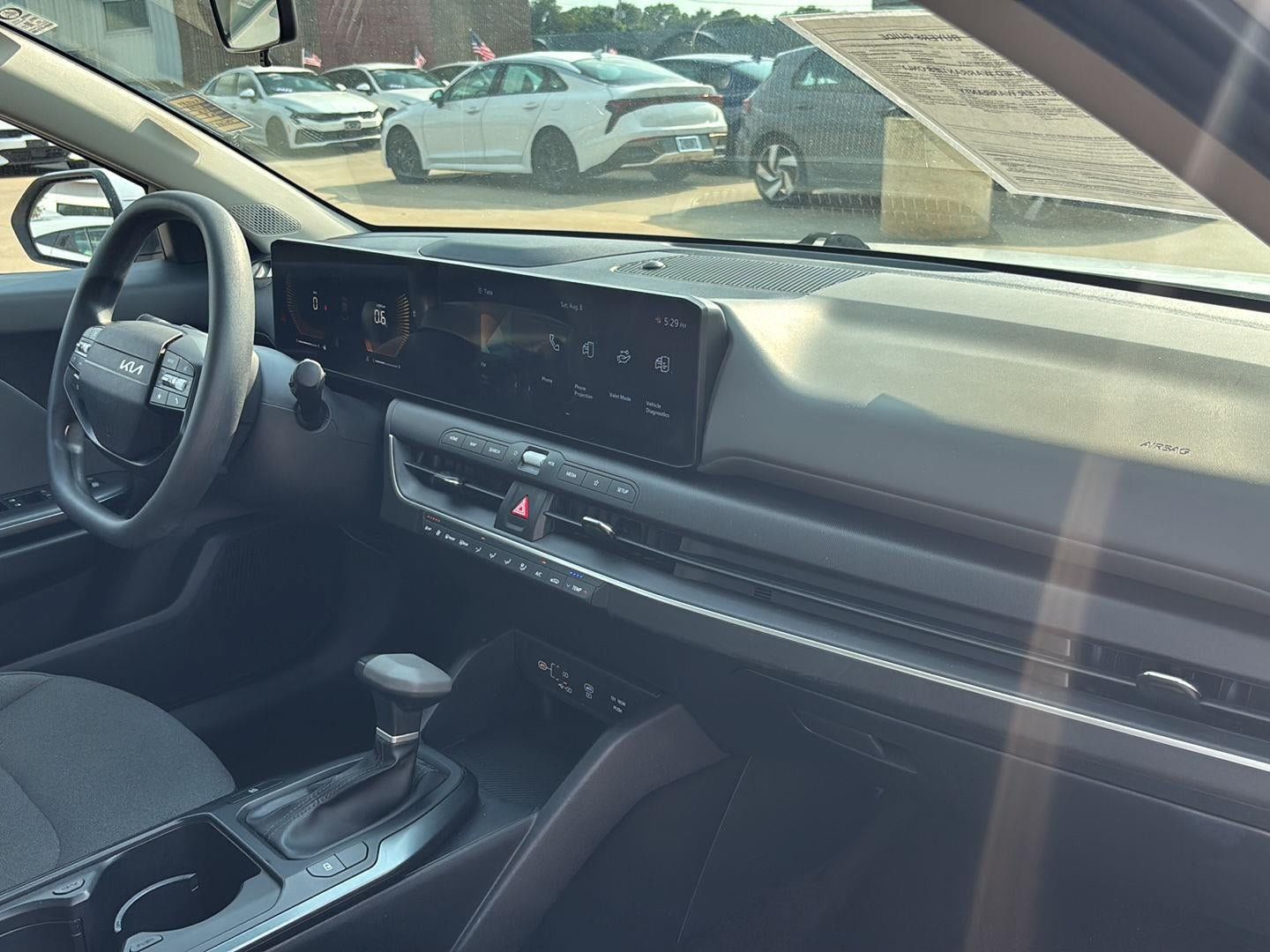 Used 2025 Kia K4 FWD image 25