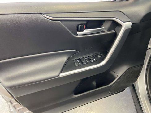 Certified 2025 Toyota RAV4 XLE image 19