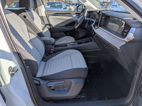 New 2026 Volkswagen Tiguan S image 34