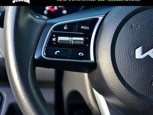 Used 2022 Kia Seltos LX image 16