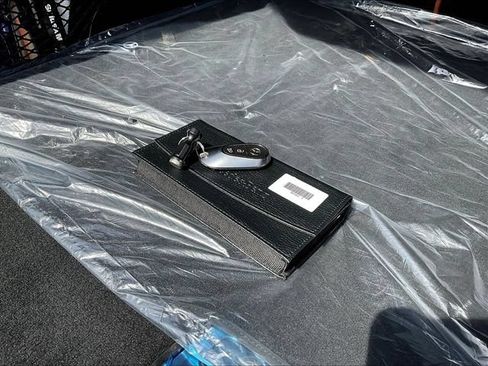 Used 2026 Mercedes-Benz GLC 300 4MATIC image 37