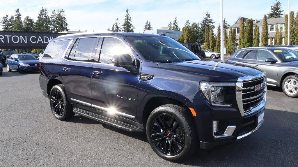 Used 2023 GMC Yukon SLT w/ SLT Premium Package AWD/4WD image 10