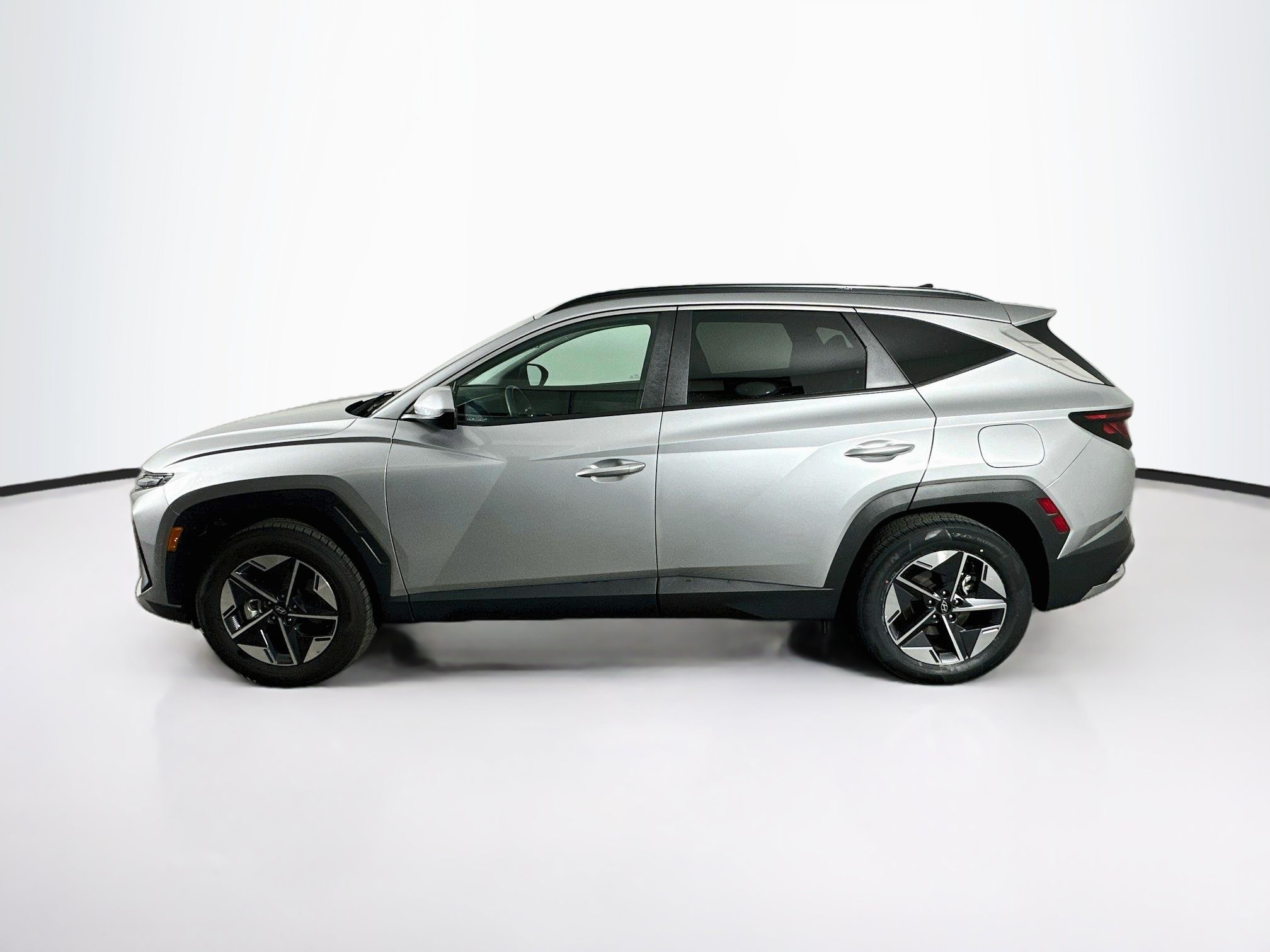 Used 2025 Hyundai Tucson SEL AWD/4WD image 4