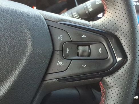 Used 2024 Chevrolet Trax RS w/ Driver Confidence Package FWD image 27