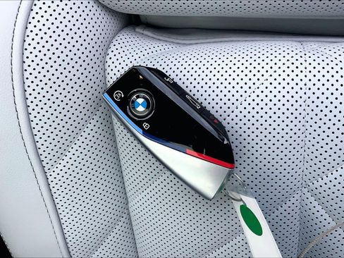 Certified 2024 BMW X6 xDrive40i w/ Premium Package image 14